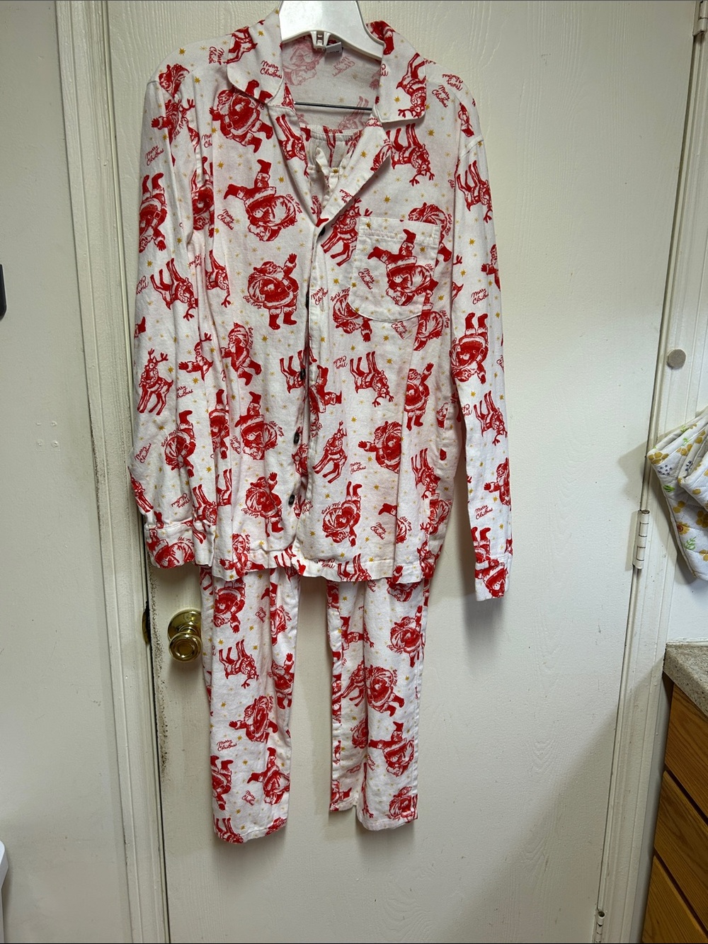 Old Navy White and Red Santa Print Pajama Set